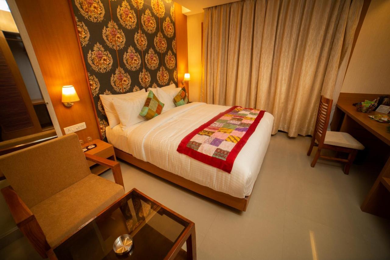 Abhyagama Hotel Digha  Ngoại thất bức ảnh