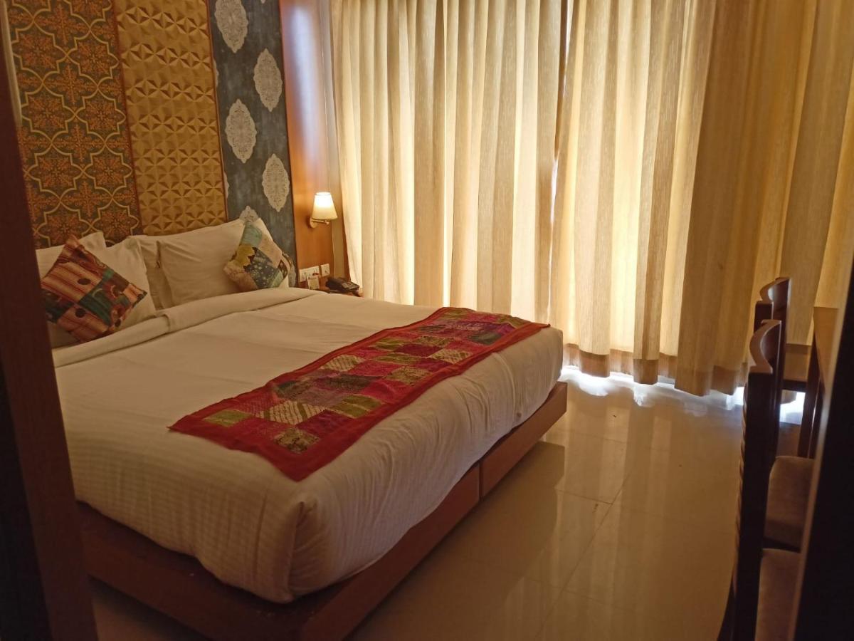 Abhyagama Hotel Digha  Ngoại thất bức ảnh